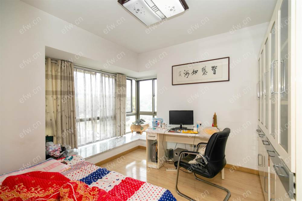 婚装全明东边户3房,瑜憬湾 格局工整合理