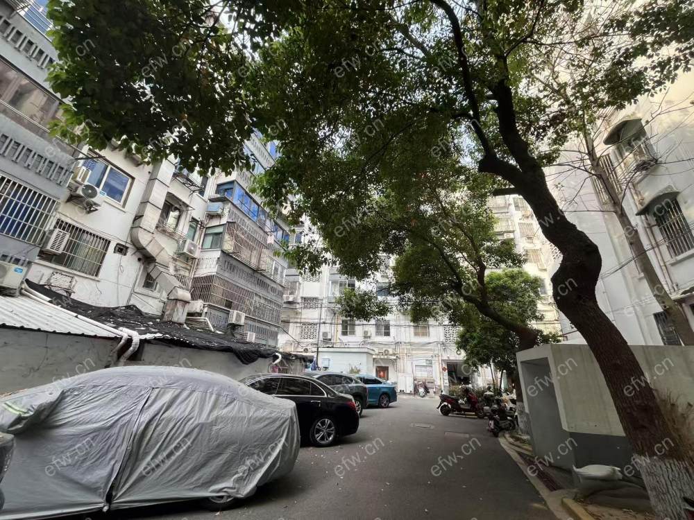 南市桥巷 1室1厅小区中间位置不靠路诚意卖好用.有个税.