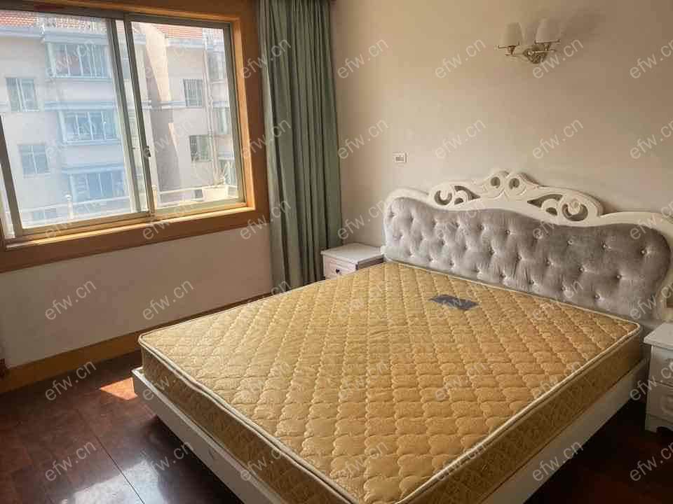 轻院小区精装3室  随时看房 拎包入住
