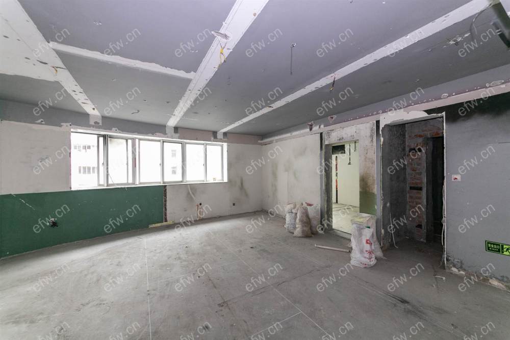 东边户5房,明珠广场（县前西街19、25、28） 格局工整合理
