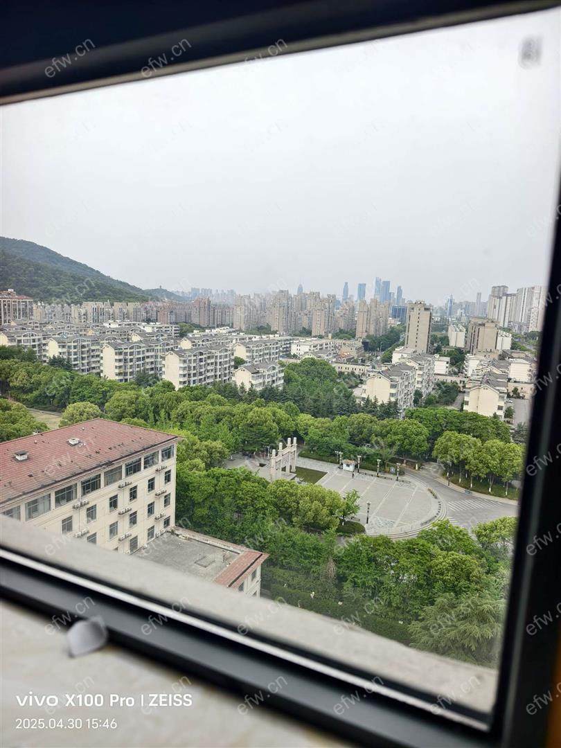 嶂山碧苑 精装 大两房 首度出租