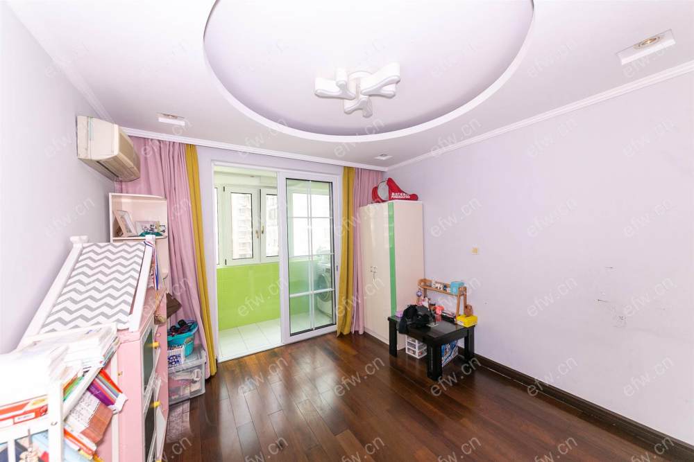3房豪装拎包即住,莲蓉苑尽享优雅品质,多重阳台+飘窗