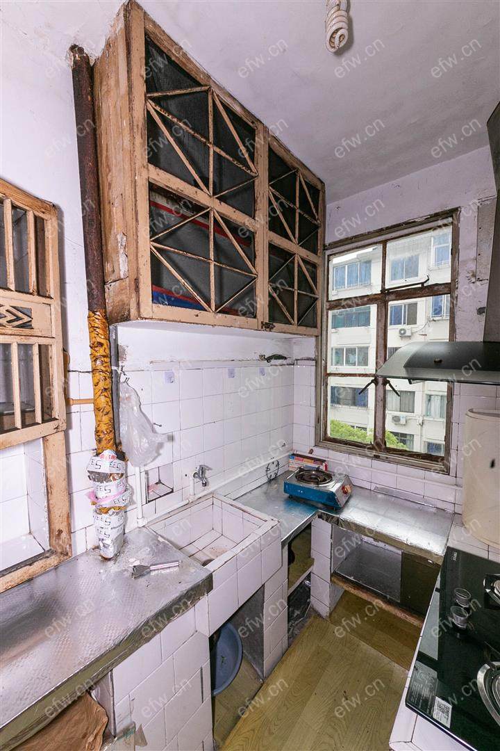 风雷大号  简装2房