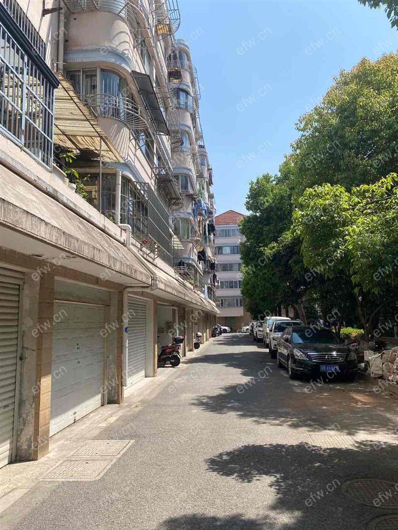 轻院小区精装3室  随时看房 拎包入住