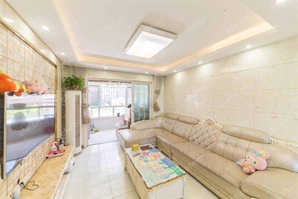 婚装全明东边户2房,小天鹅乐园（联乐园） 格局工整合理