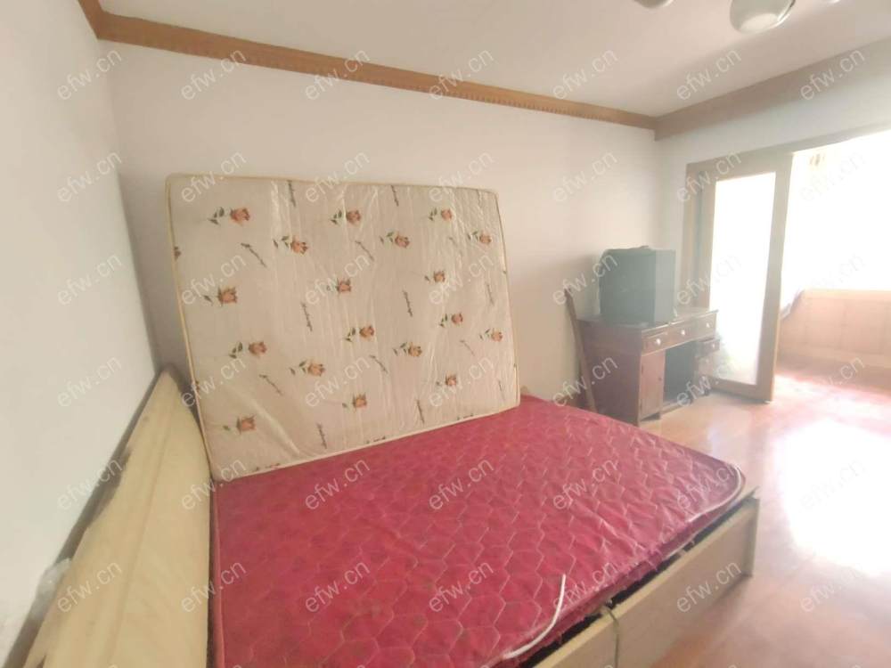 景秀苑精装3室  随时看房 拎包入住
