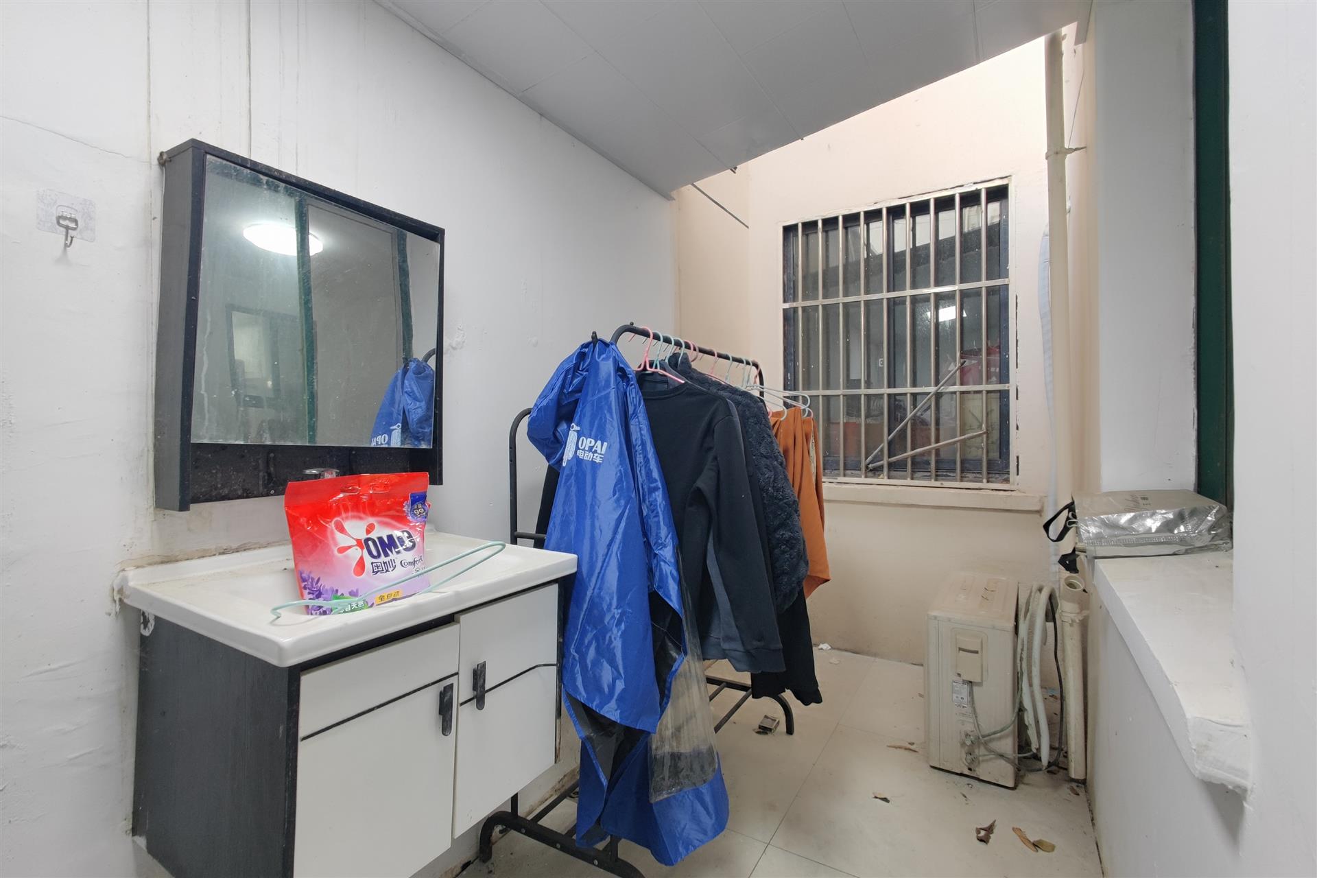 风雷新村（167-239)