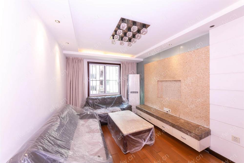 婚装全明东边户2房,横街小区 格局工整合理