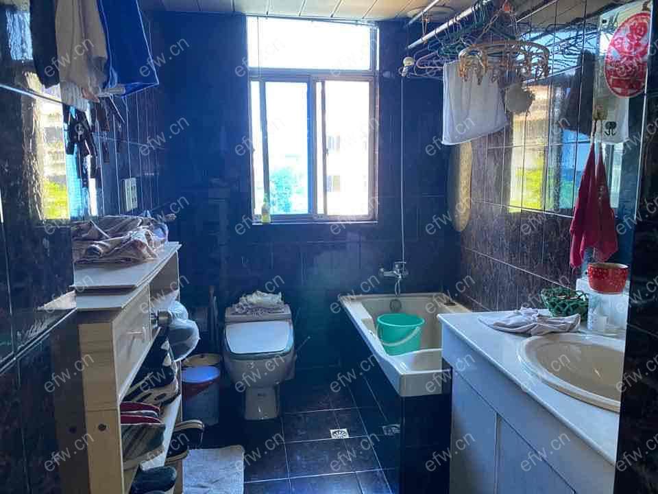 堵巷精装3室  随时看房 拎包入住