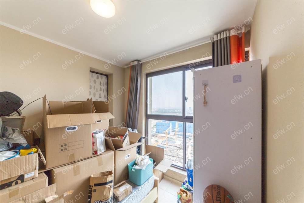 village位置好，环境优雅，area平米精装room房