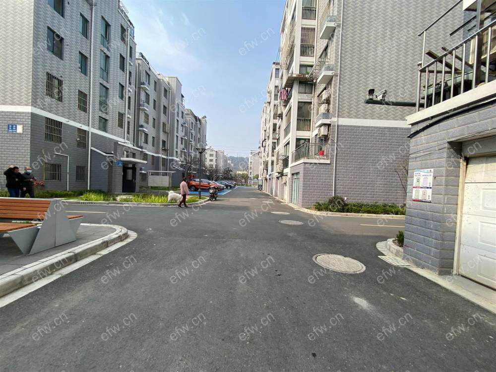 梁湖家园 1室1厅毛坯