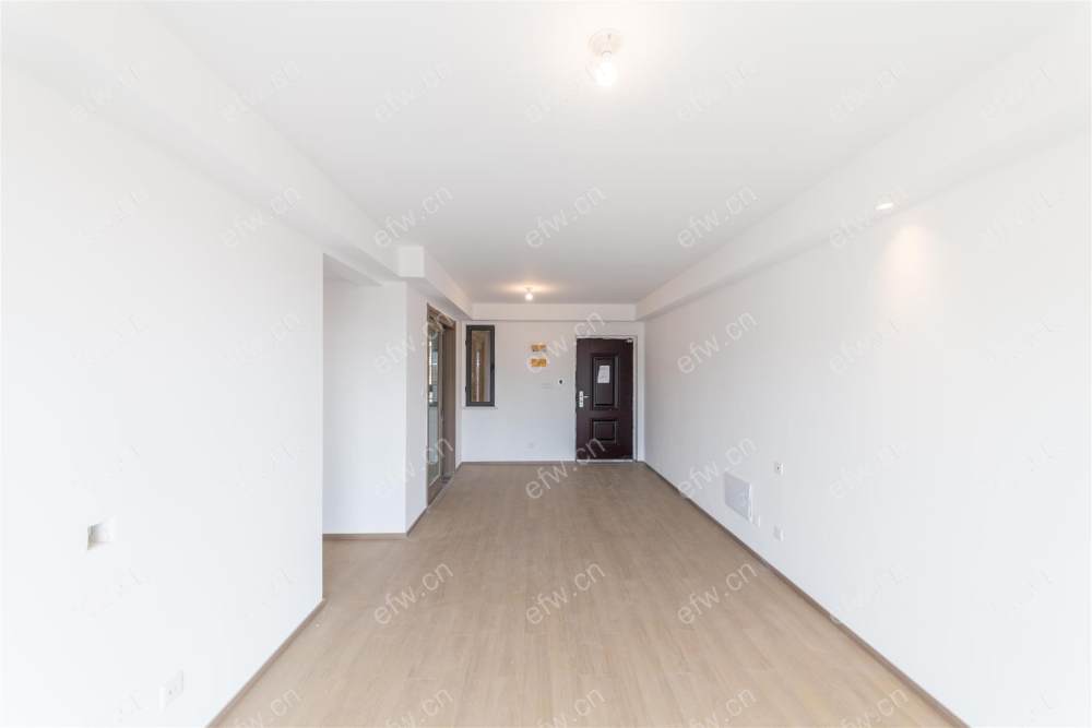 3房豪装拎包即住,新惠东里（锦数双河苑）尽享优雅品质,多重阳台+飘窗