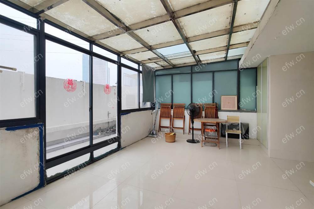 金科观天下  住宅公寓1居室+朝北露台