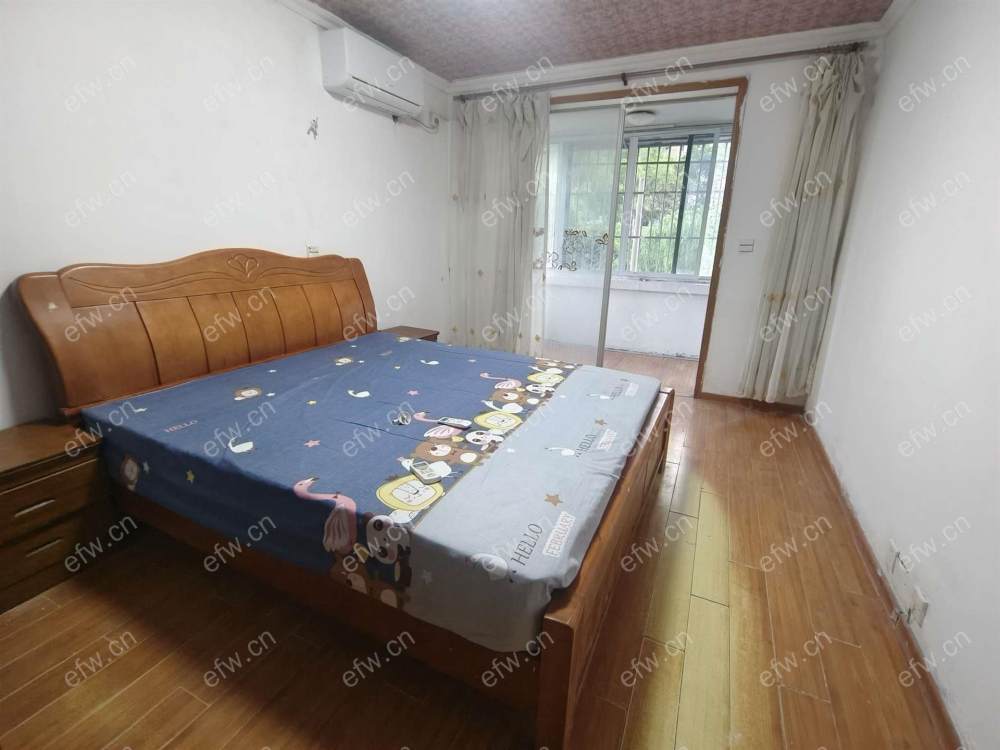 简单装修，家电齐全