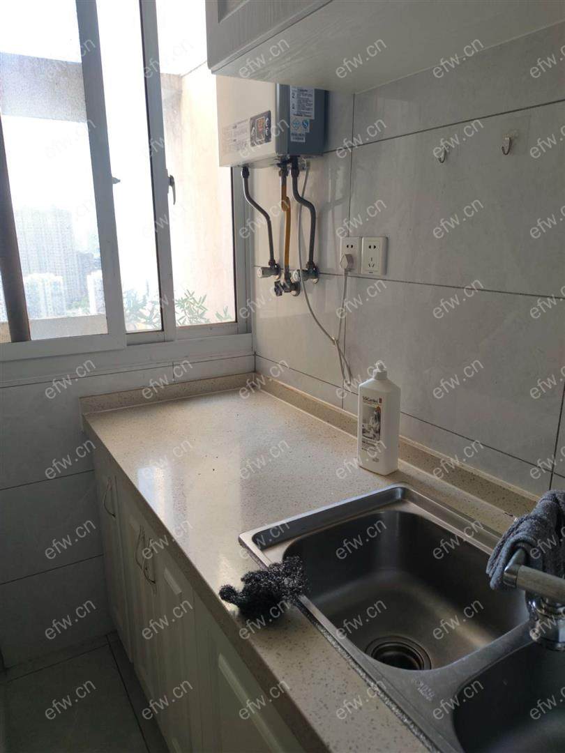 龙塘家园精装2室  随时看房 拎包入住