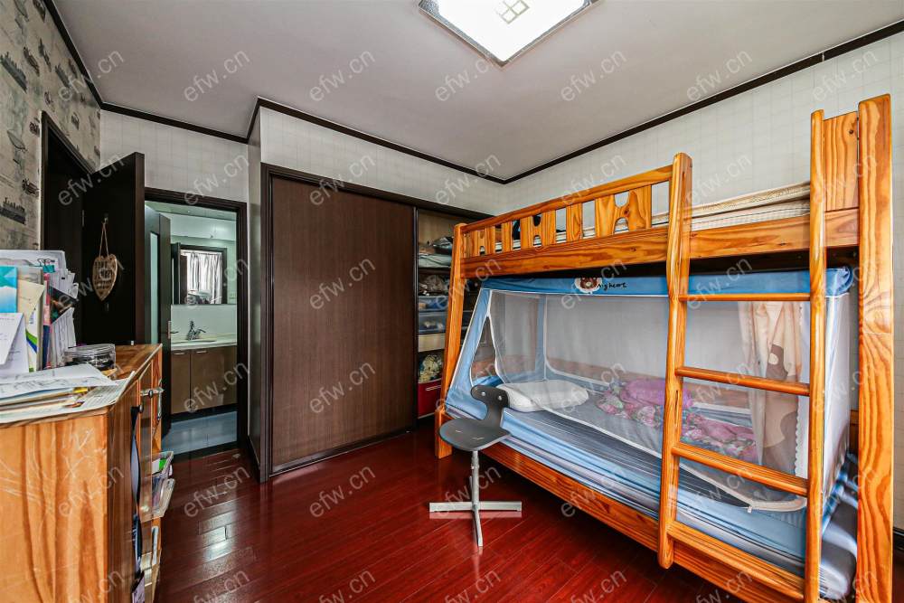康桥丽景 经典3房 东边户 全明 精装修！