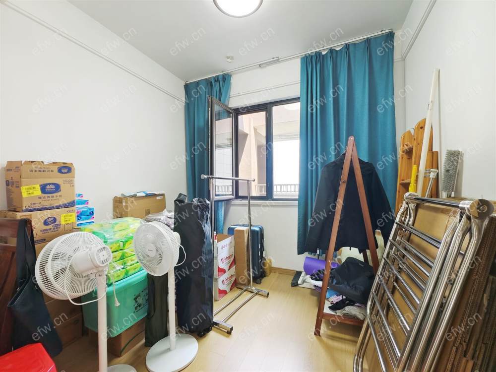 龙湖天钜 3房 全明户型 另送家电