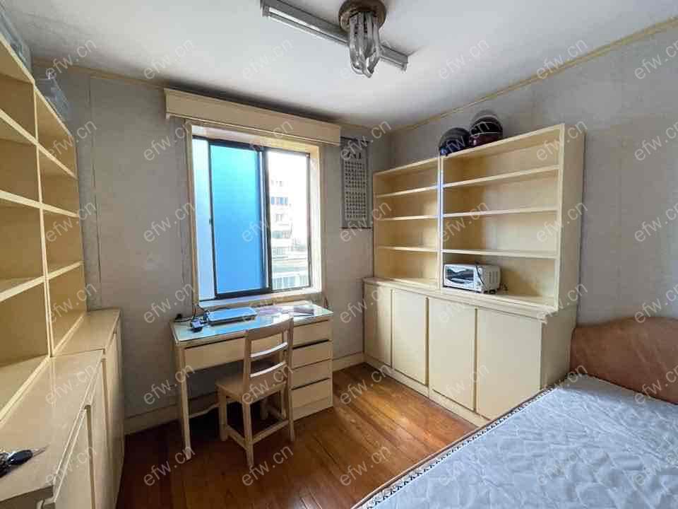 锡惠弄精装2室1厅1卫随时看房拎包入住