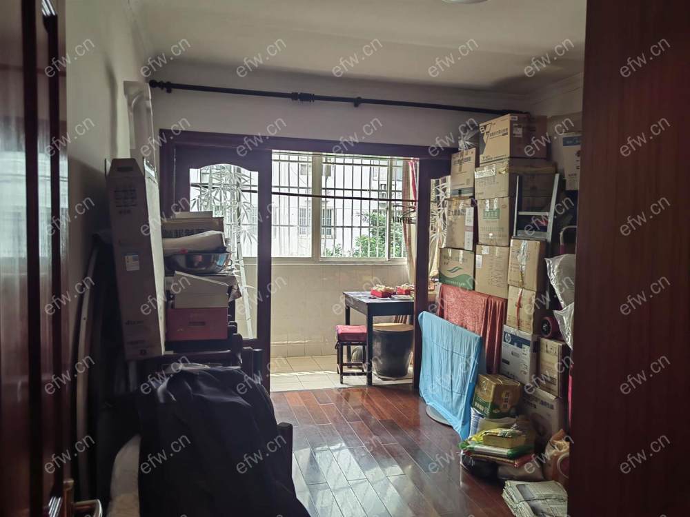 盛星苑精装3室  随时看房 拎包入住