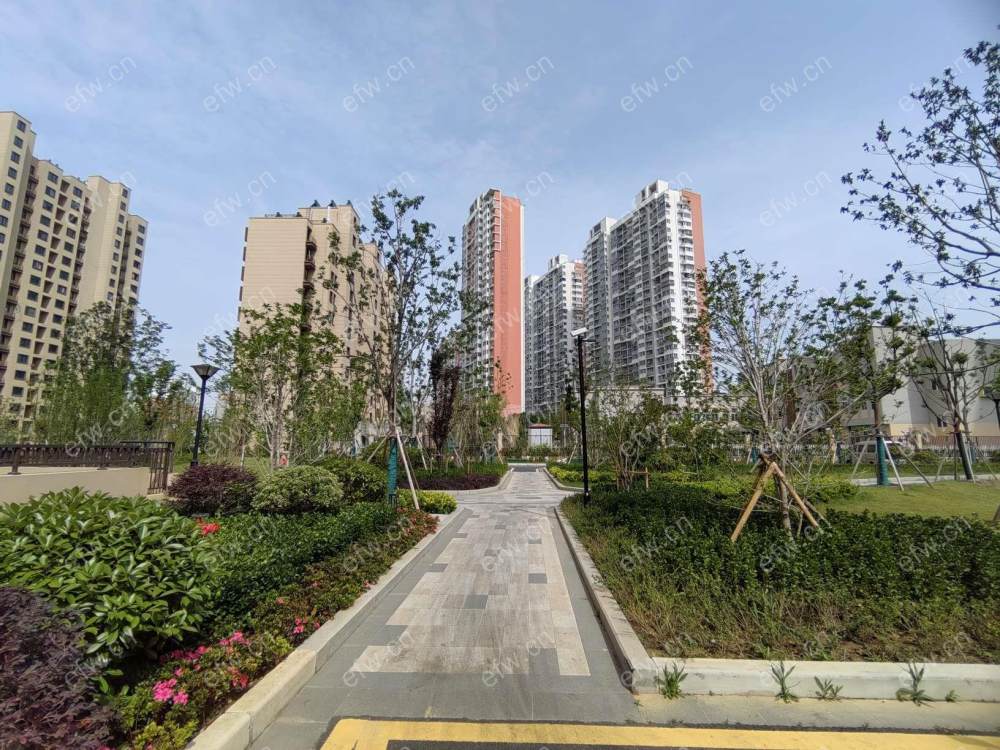 village位置好，环境优雅，area平米精装room房
