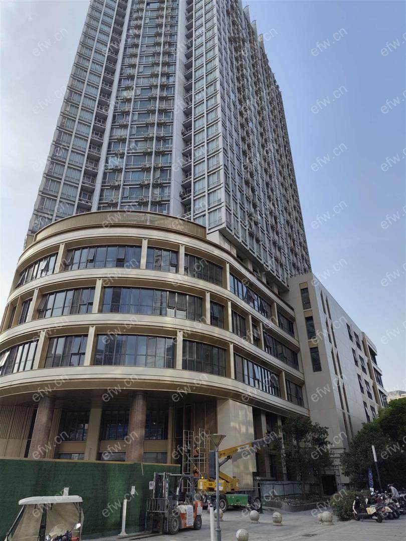 禾嘉公寓楼电梯房一室一厅