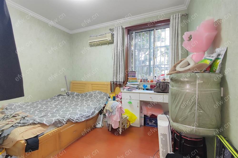 新光小区 3室2厅 97平