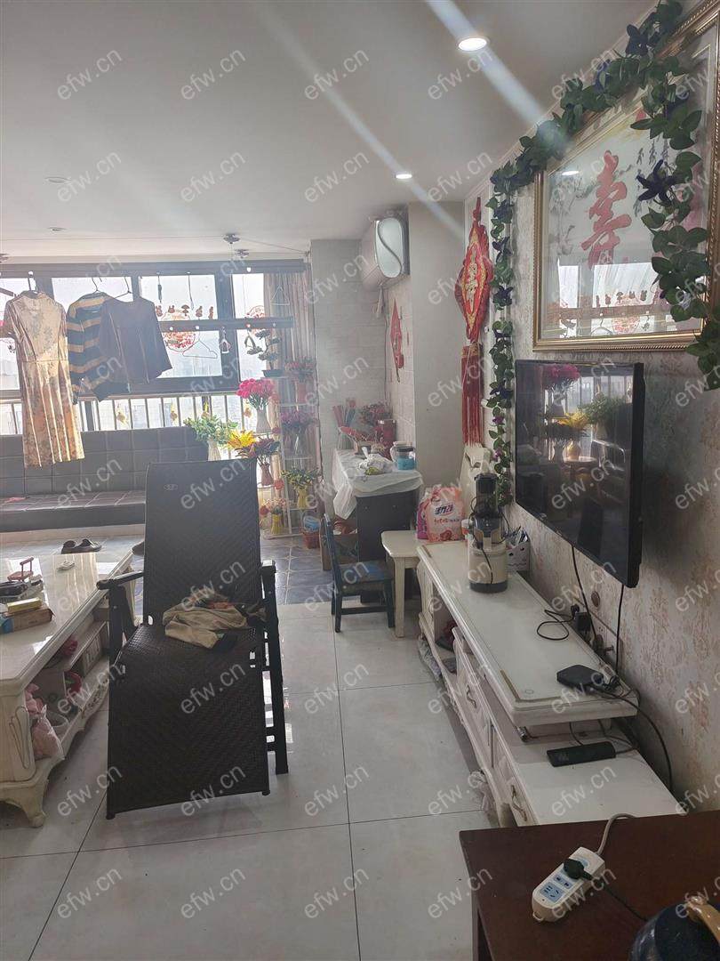看房方便      自住装修