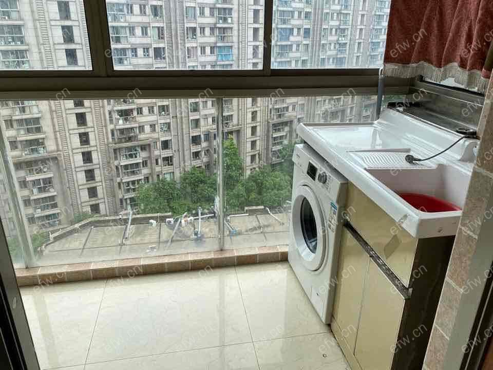 蔚蓝观邸 2室2厅