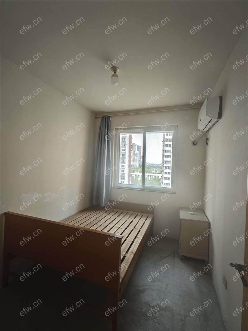 广石家园二期 靠近地铁口 看房方便