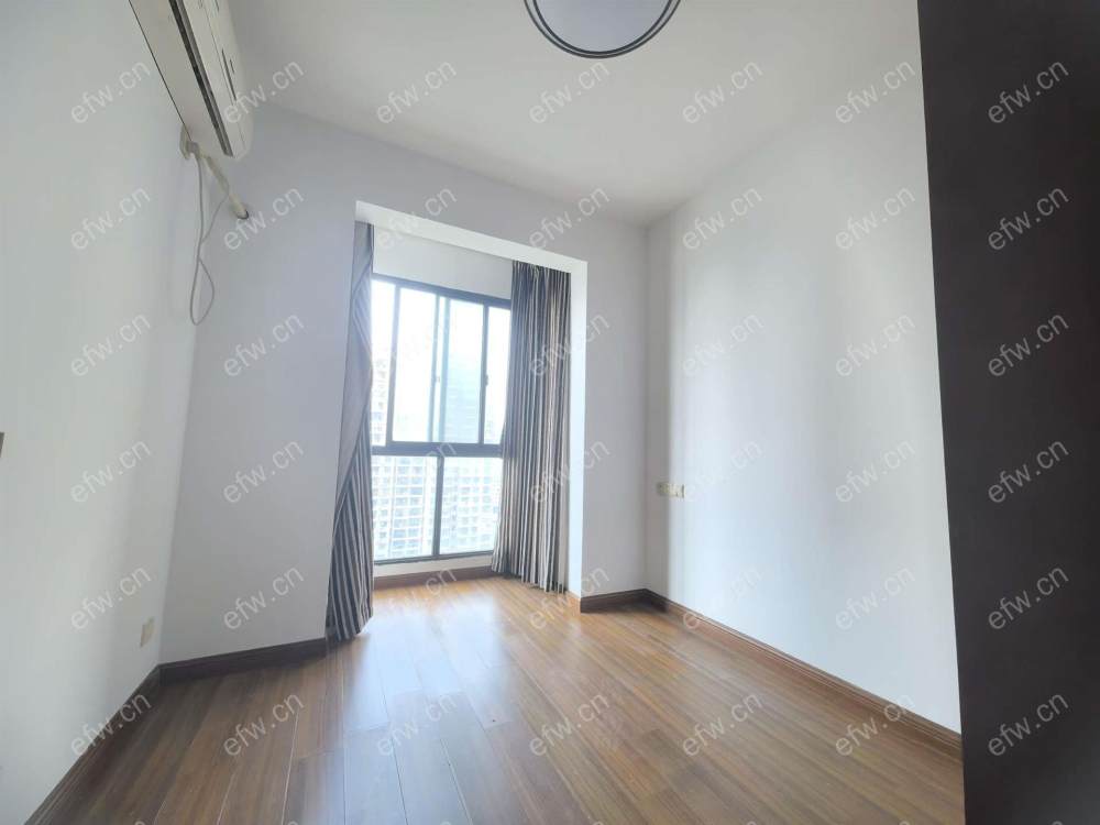 中南家园 两室一厅出租