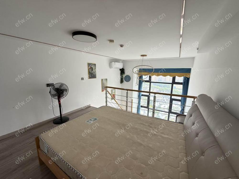 中堂领寓  房东自住房  拎包入住