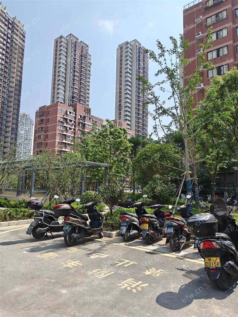 惠景家园精装2室  随时看房 拎包入住