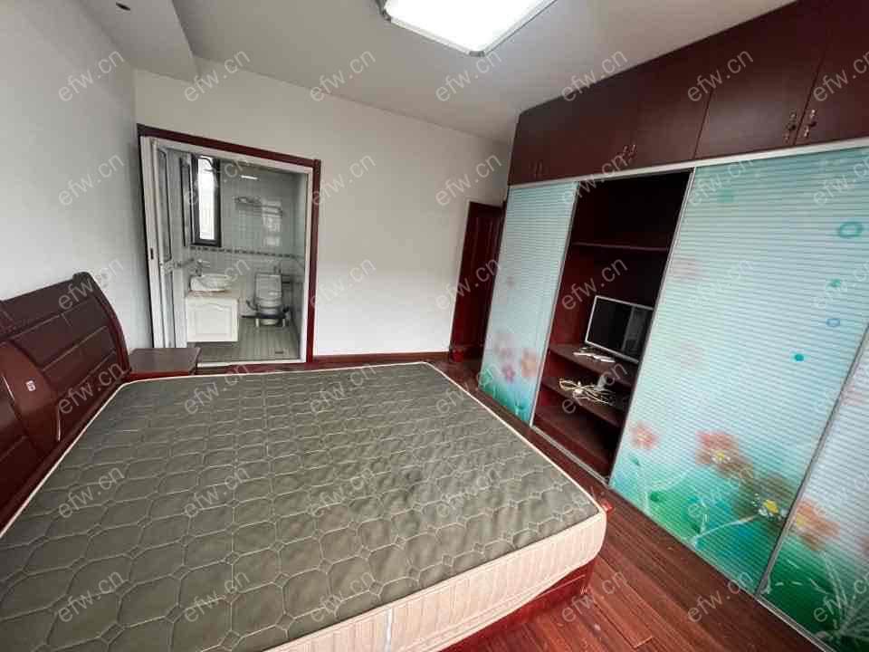 精装大三房 拎包入住 设施齐全