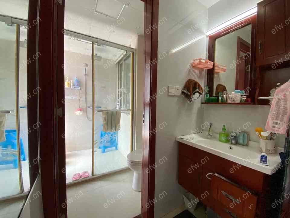 家电齐全 带飘窗 蔚蓝观邸 采光好 绿化好