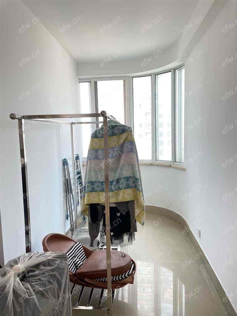 诚心出租，，，，，，，，，