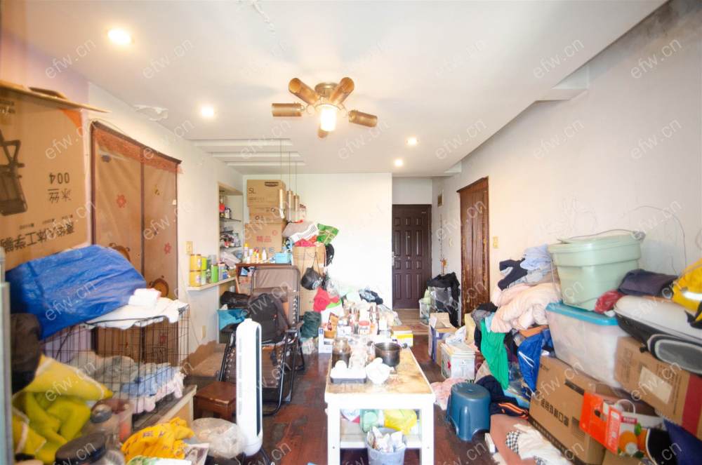 芦庄带3个阳台，出行方便