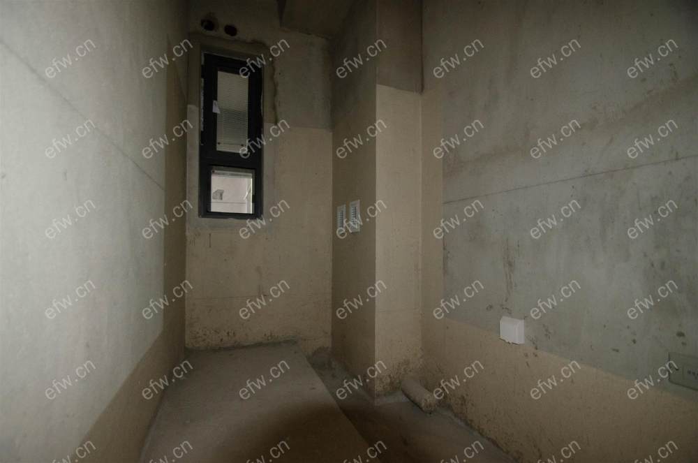 业主急售 富力运河十号二期（悦禧家园）  双阳台 纯毛坯小3房 中间楼层！