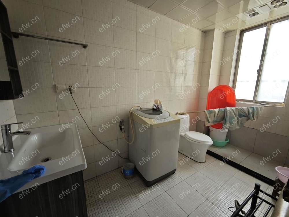 红五月教工住宅精装3室  随时看房 拎包入住