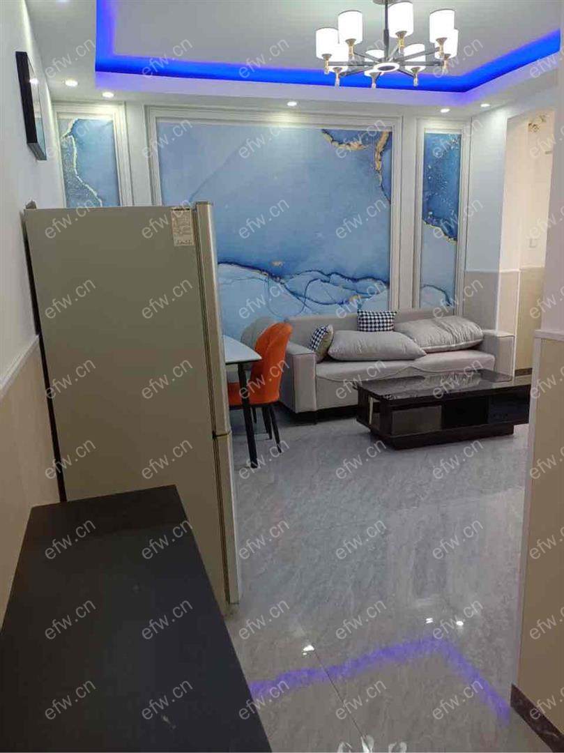 一室一厅拎包入住