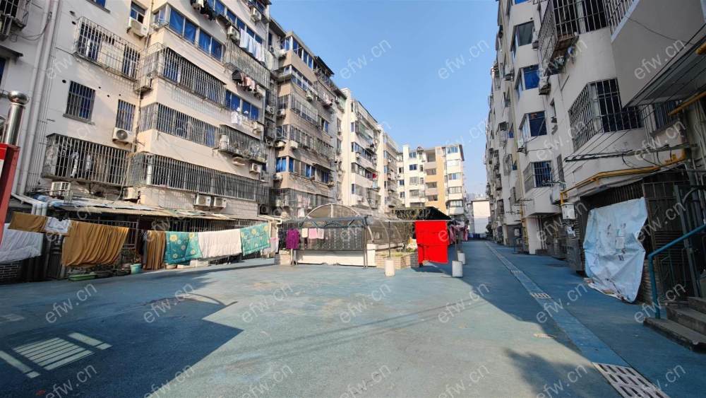 上马墩一村，双地铁口。