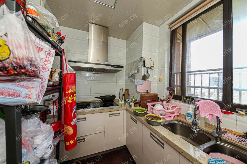 婚装全明东边户4房,盛世家园（二期） 格局工整合理