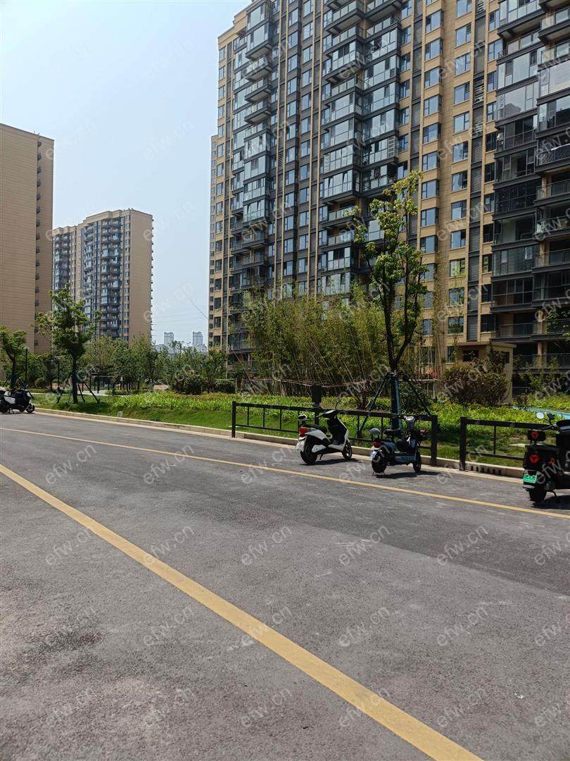 新惠东里（锦数双河苑）精装3室  随时看房 拎包入住