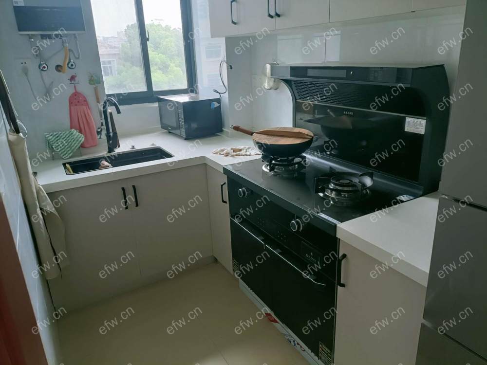 市精装两房绿塔新村    采光好    南北通透   随时看房