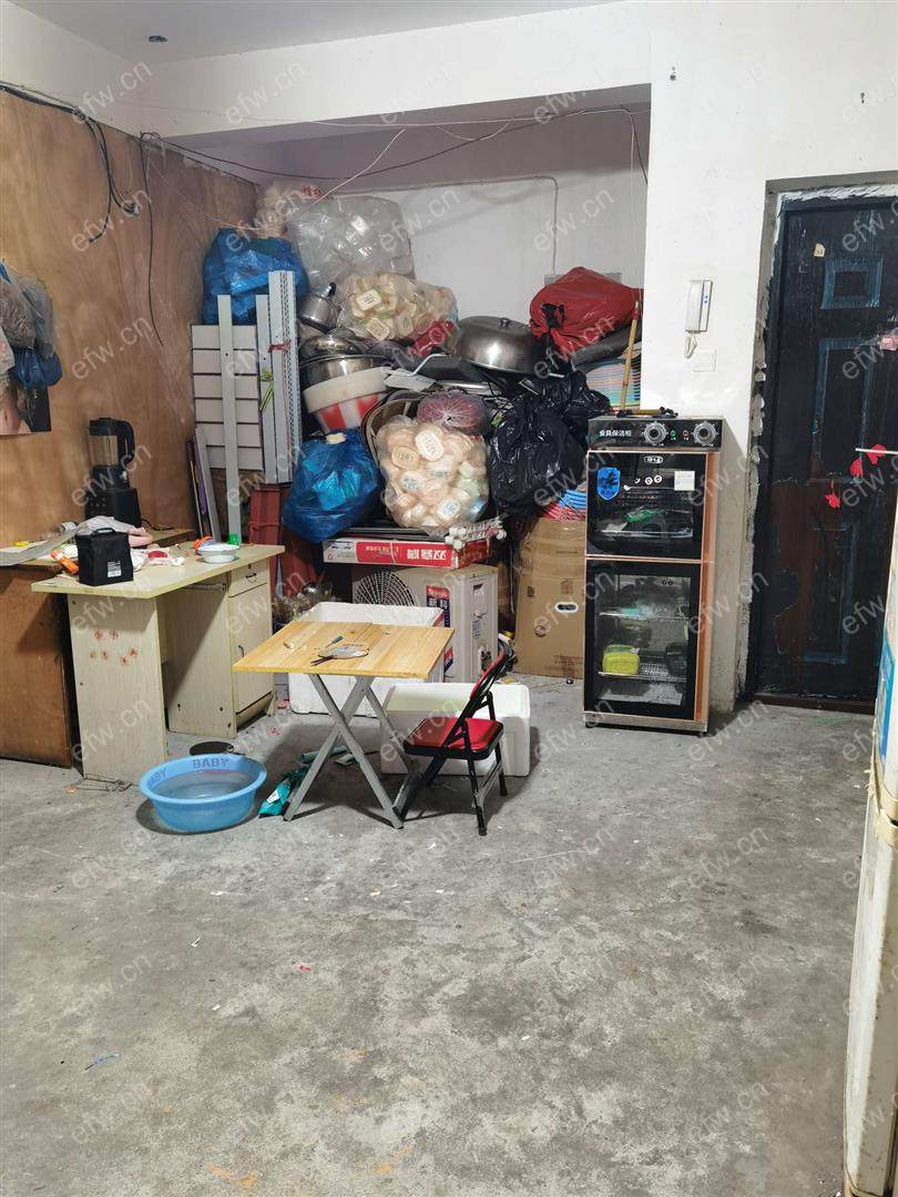 新联苑精装4室  随时看房 拎包入住
