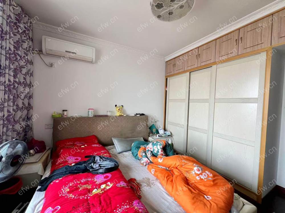 房子满五，装修花了五十多，看房提前联系