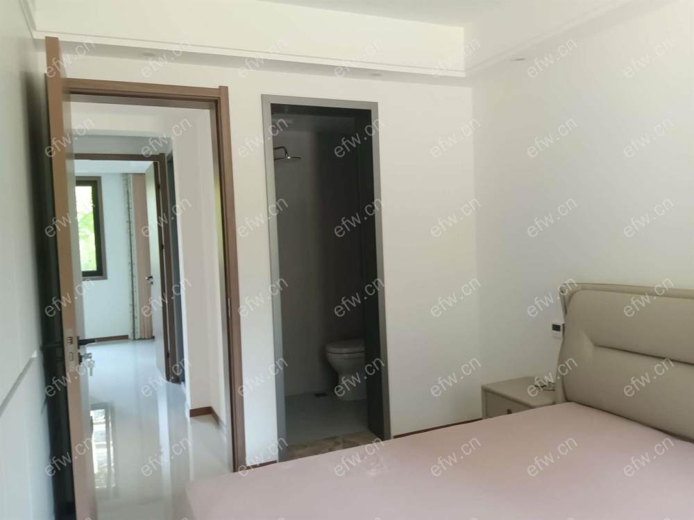 苏宁悦城A区精装3室  随时看房 拎包入住