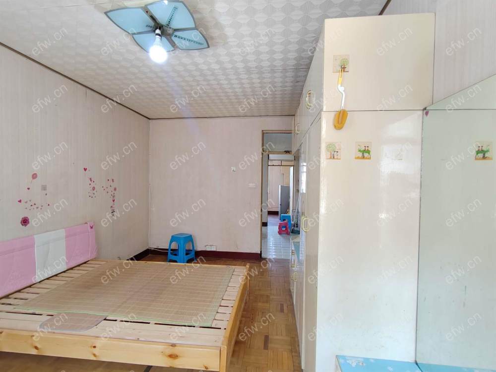 中南新村精装2室  随时看房 拎包入住
