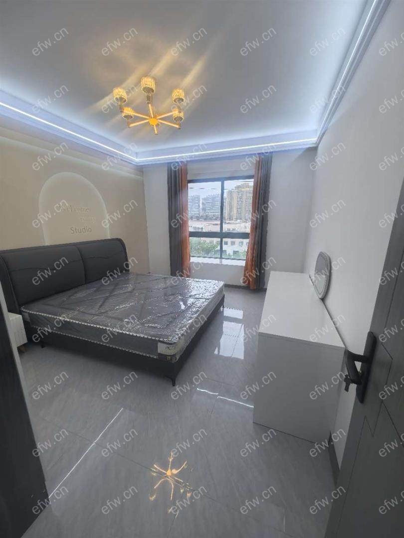 village 简装room房 位置 采