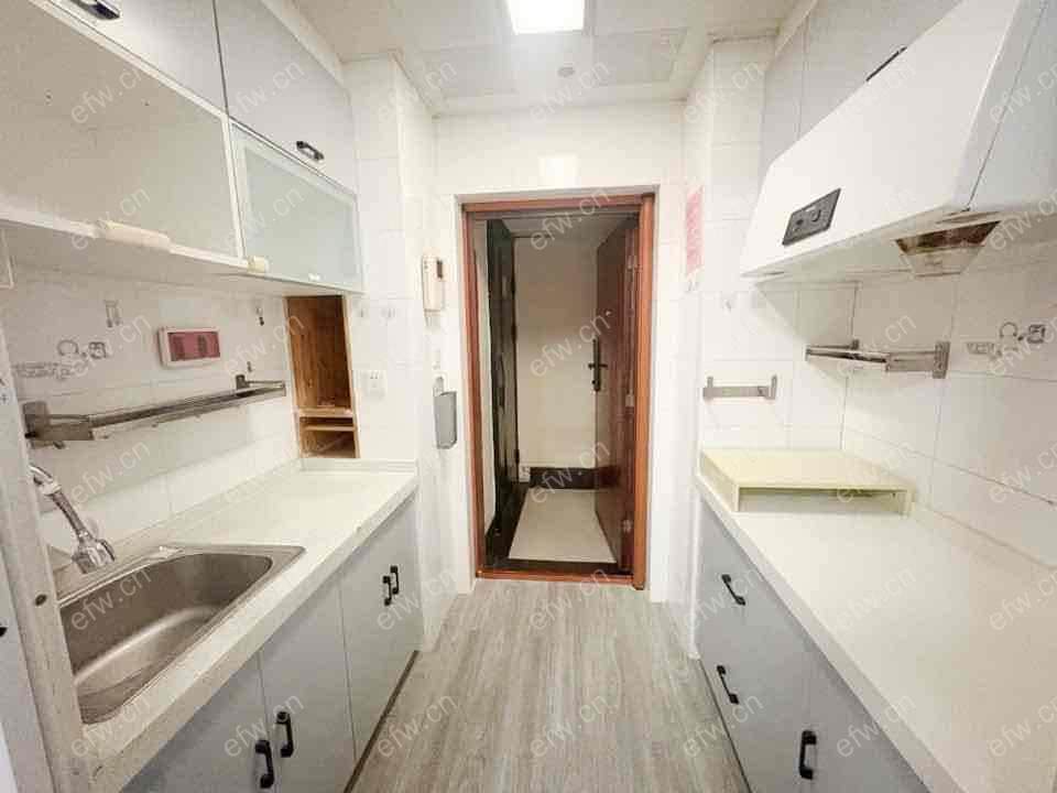 新体奥林花园D区整租一室民用水电