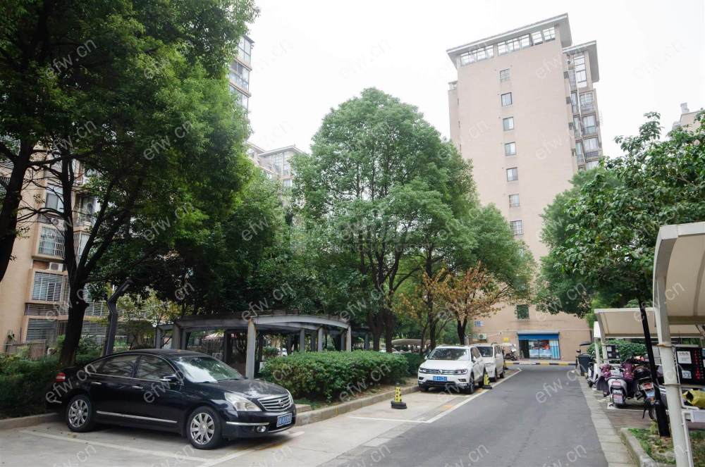 双地铁口 凤翔馨城 3室2厅洋房一梯2户
